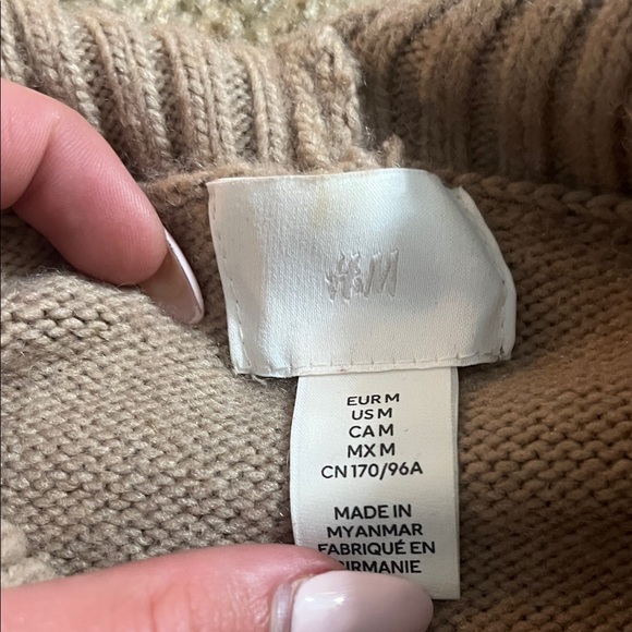 H&M Taupe Turtleneck Sweater - Picture 2 of 2